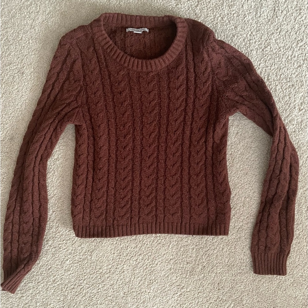 EUC American Eagle Chocolate Brown Cable Knit Crew Neck Sweater. Size Small.🤎